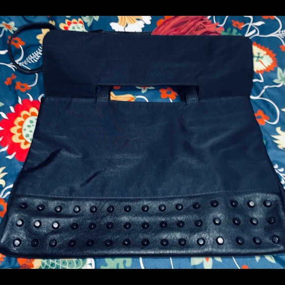 Keanu square flip top purse - Picture 3 of 7